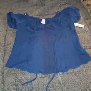 No Boundaries Size Medium  (7-9) Peasant Shirt